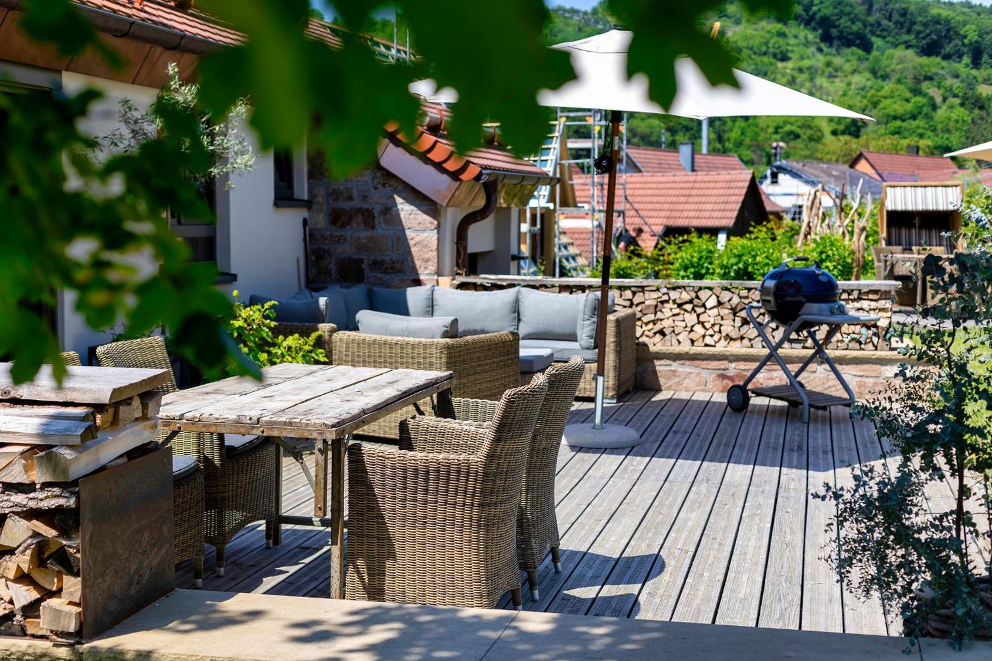 Berner'S-Chalet ไวน์ชตัดท์ ภายนอก รูปภาพ